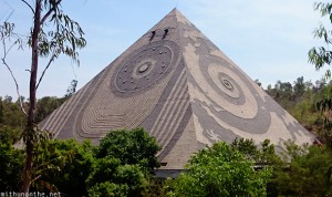 pyramid-valley-design