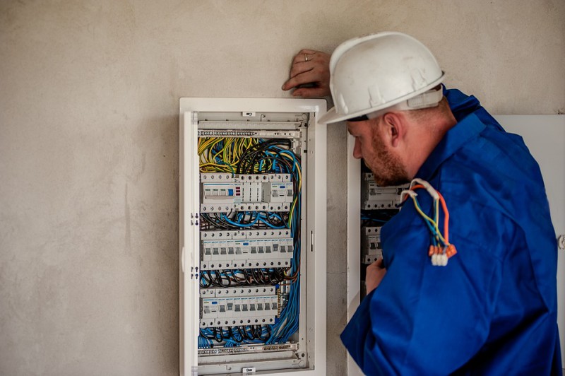 how to find the best local electrician