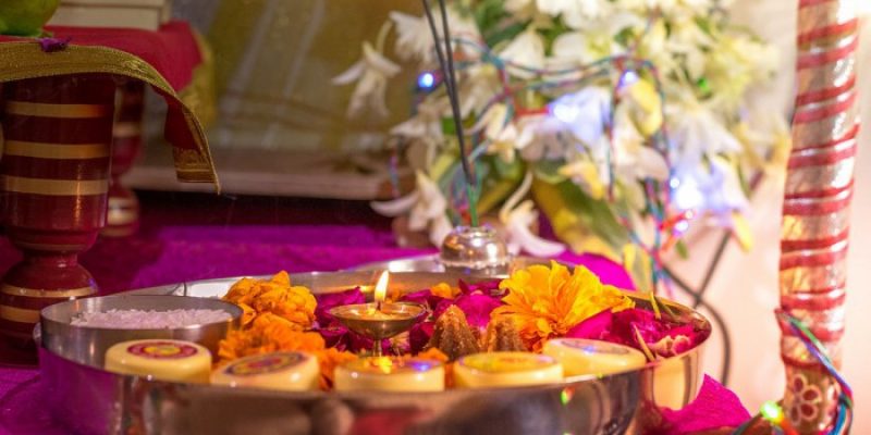 Where Can You Book Online Pandit Services For Satyanarayana Katha Or Any Homas?